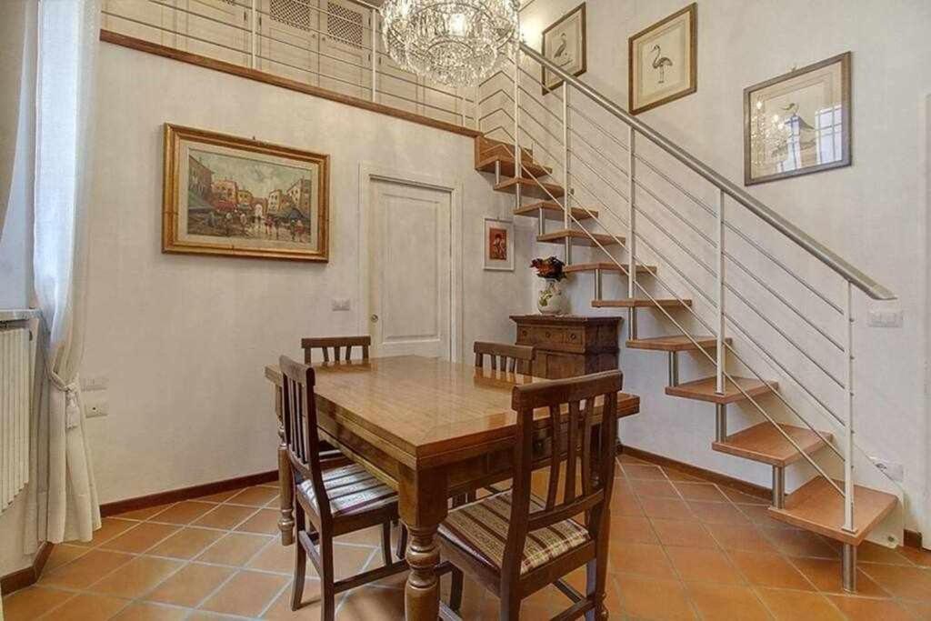 Santa Croce Elegant With Garage Apartment Florenţa Exterior foto