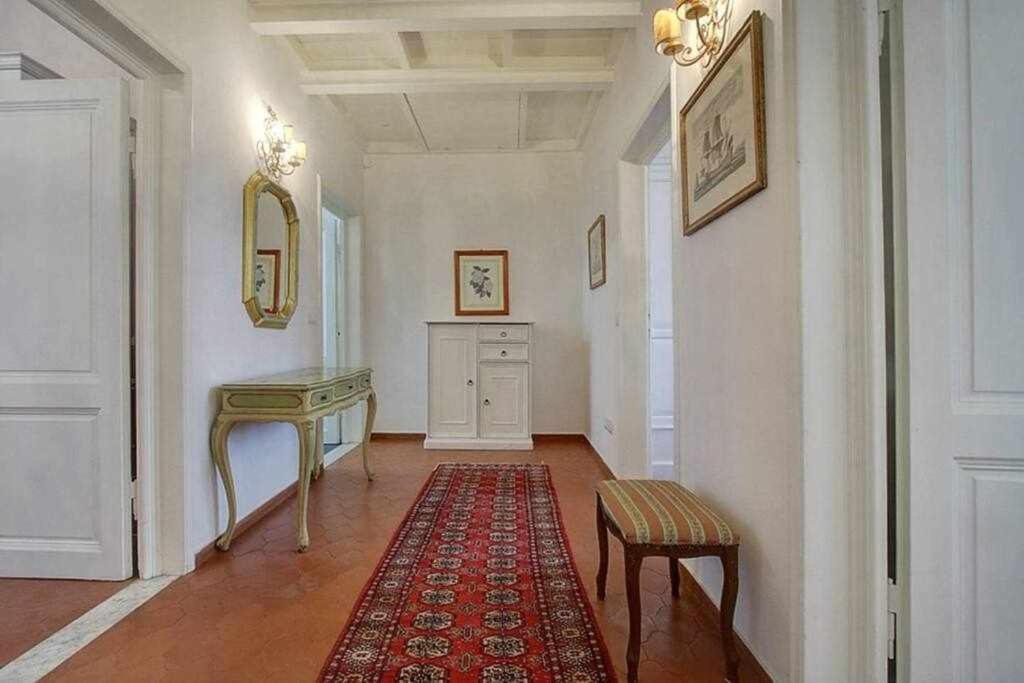 Santa Croce Elegant With Garage Apartment Florenţa Exterior foto