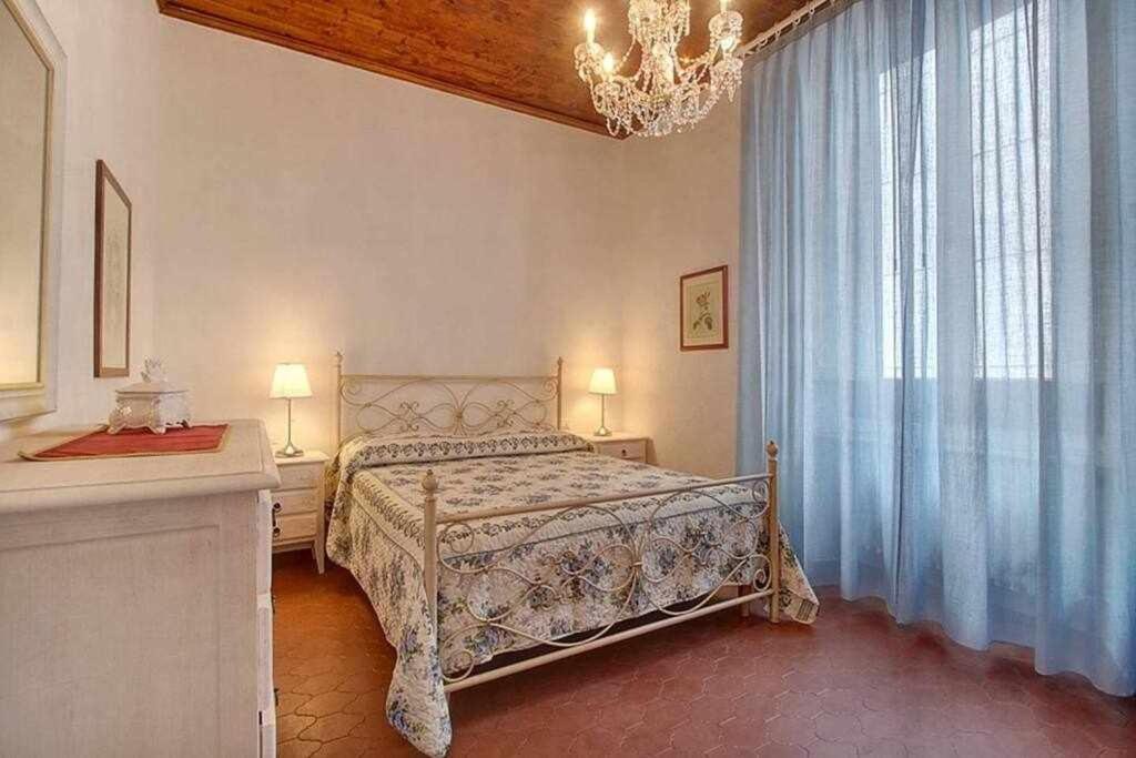 Santa Croce Elegant With Garage Apartment Florenţa Exterior foto