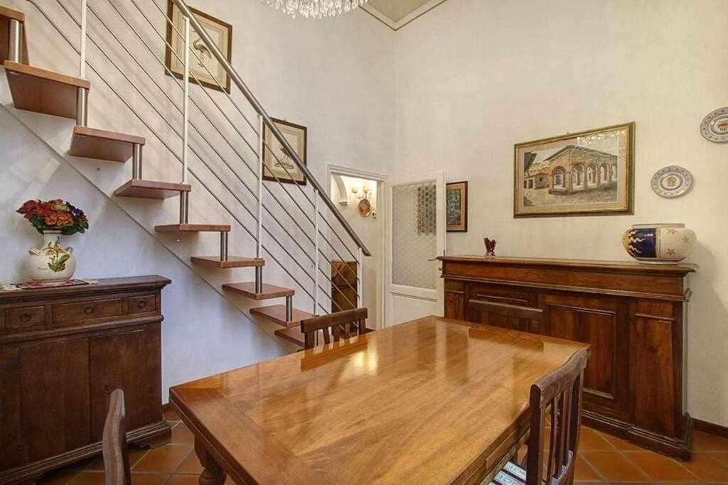 Santa Croce Elegant With Garage Apartment Florenţa Exterior foto