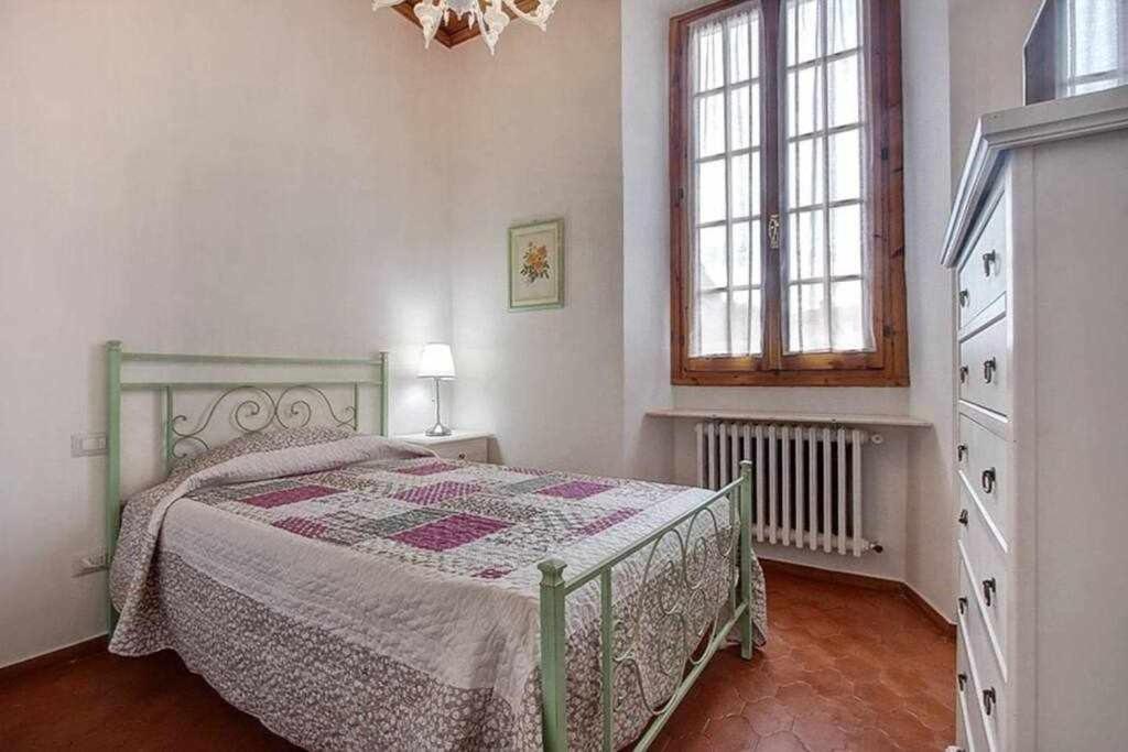 Santa Croce Elegant With Garage Apartment Florenţa Exterior foto