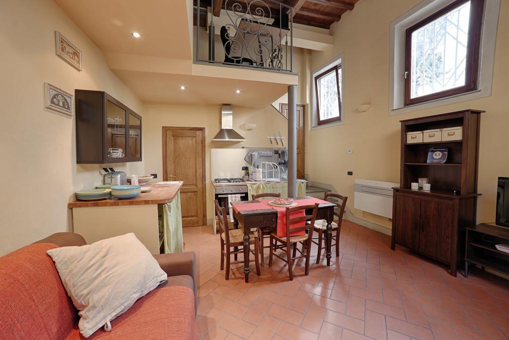 Santa Croce Elegant With Garage Apartment Florenţa Exterior foto